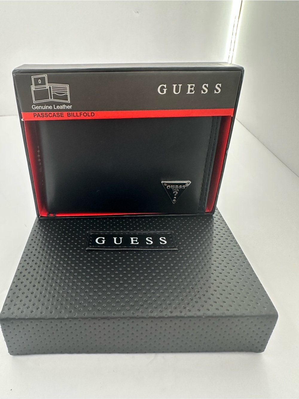 Guess Black Triangle Logo Wallet Accent
